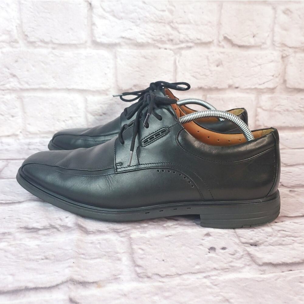 Clarks men's black dress shoes oxfords size 11.5 (F)